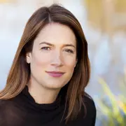 Gillian Flynn